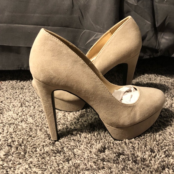 Qupid Nude Platform Heels - Picture 2 of 3